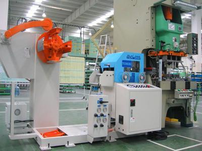 Prensa de estampado de láminas metálicas de alta precisión APC 100-200 toneladas